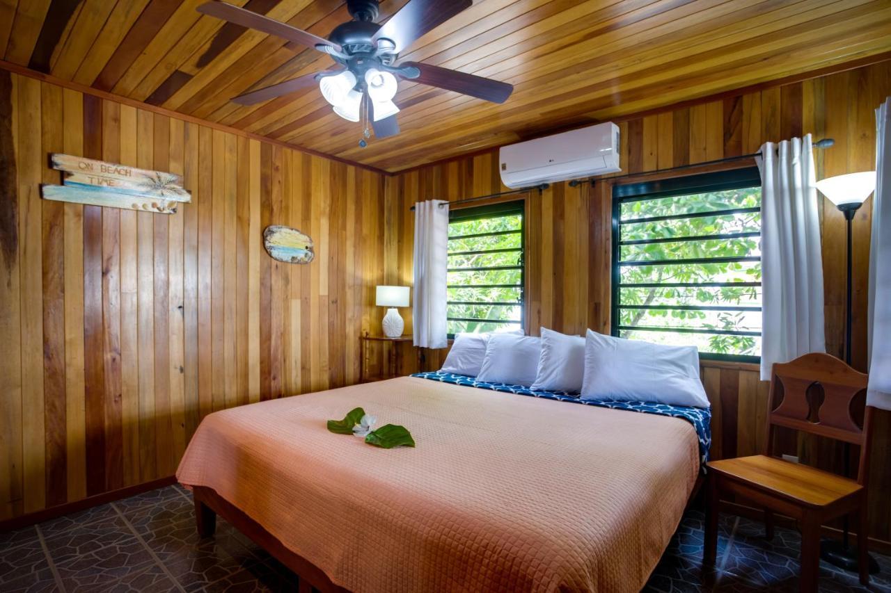 Driftwood Gardens Guesthouse Placencia Экстерьер фото